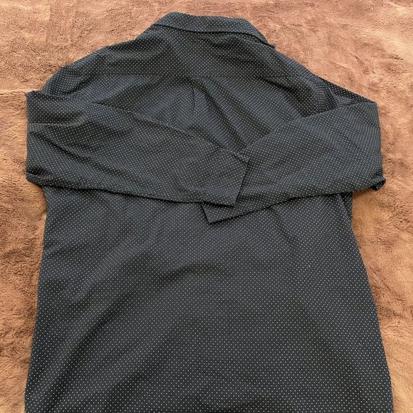 Haggar Button Down Dress Shirt - Picture 2 of 4